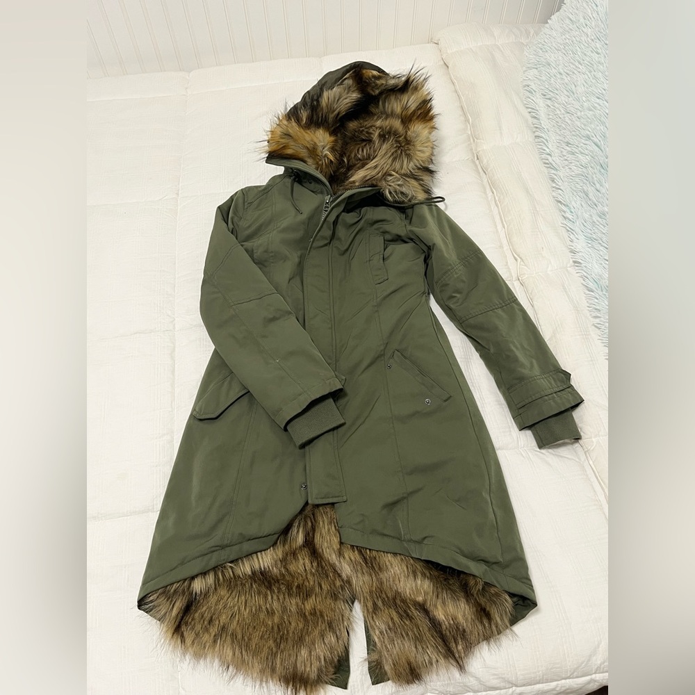 It Doesn’t Fit Me Anymore, It’s In Great Conditio… - image 3